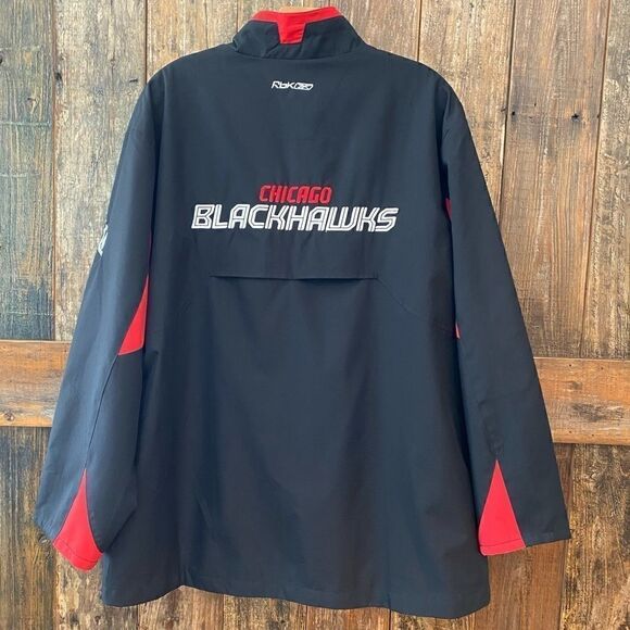 RBK Sz L Black Red Chicago Indian Logo Blackhawks Hockey Windbreaker Jacket - Picture 3 of 12